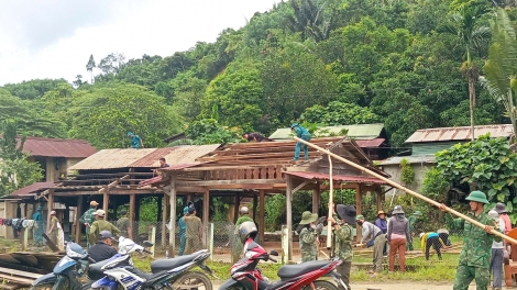 Huyện Nam Giang, tỉnh Quảng Nam huy động nguồn lực tái định cư cho các hộ dân khỏi vùng sạt lở.