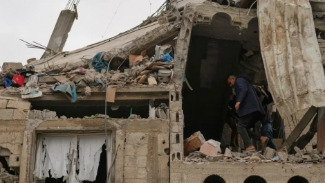 Ít nhất 60 người thương vong khi Israel tấn công một tòa nhà ở Gaza