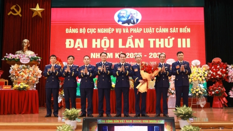 Cục Nghiệp vụ và Pháp luật Cảnh sát biển: Giữ gìn trật tự, an toàn trên các vùng biển.