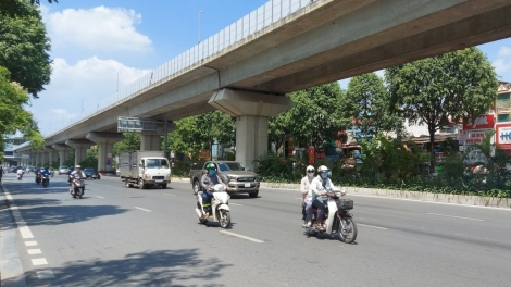 Thời tiết hôm nay 18/4: Hà Nội ngày nắng, chiều tối và đêm có mưa