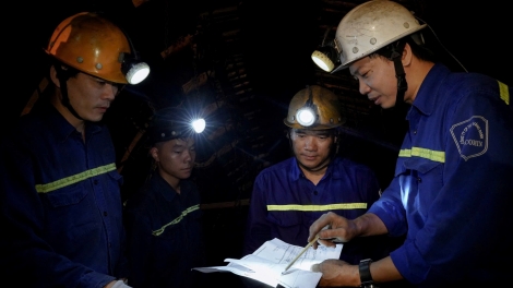 Thợ mỏ ngành Than Phạm Đình Duẩn – Tấm gương sáng về lòng kiên trì và sáng tạo trong công việc