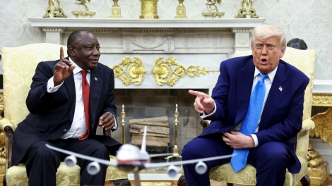 Ông Trump “khẩu chiến” với Tổng thống Nam Phi ở Nhà Trắng