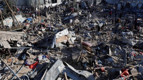 Israel đẩy mạnh tấn công vào Gaza, hơn 100 người chết