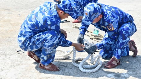 Hội thao thủy nghiệp nâng cao trình độ cho cán bộ chiến sĩ