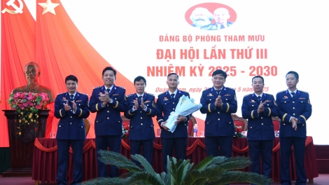 Vùng Cảnh sát biển 2 thực hiện tốt "ba mạnh" về công tác tham mưu