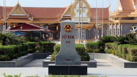 Quá trình đàm phán giải quyết biên giới đất liền Việt Nam – Campuchia.