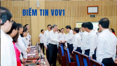 Điểm tin 15/5/2025