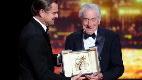 Nam diễn viên gạo cội Robert De Niro nhận giải Cành cọ vàng danh dự tại Liên hoan phim Cannes