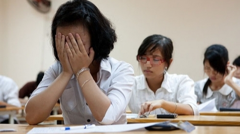 Đồng hành cùng học sinh cuối cấp: Để áp lực thi cử không còn đè nặng