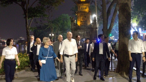 Thời sự 6h 28/5/2025: Tổng thống Hungary và Phu nhân đi dạo, ngắm cảnh hồ Hoàn Kiếm