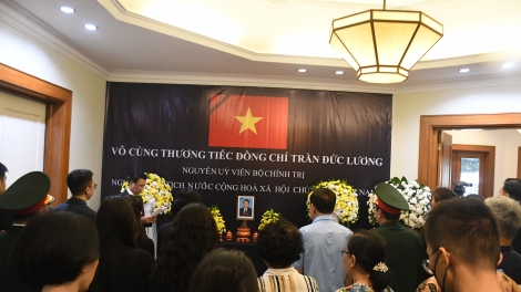 Lễ viếng và mở sổ tang nguyên Chủ tịch nước Trần Đức Lương tại Indonesia