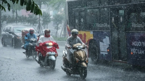 Thời tiết hôm nay 24/5: Xuất hiện mưa to và dông trên cả nước