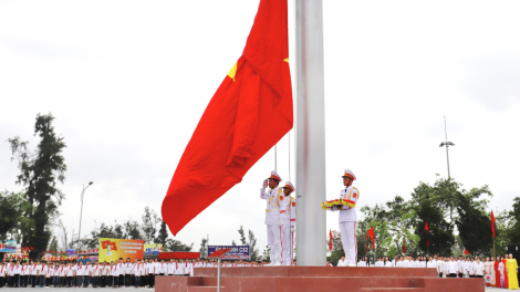 Lễ Thượng cờ đặc biệt trên đảo Cô Tô
