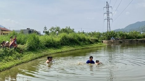  Để vơi bớt nỗi lo đuối nước 