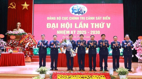 Nâng cao chất lượng tham mưu đề xuất, hướng dẫn, chỉ đạo hoạt động công tác Đảng, công tác chính trị