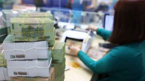 Dù lãi suất thấp, nhưng tiền gửi của người dân vẫn tăng rất mạnh