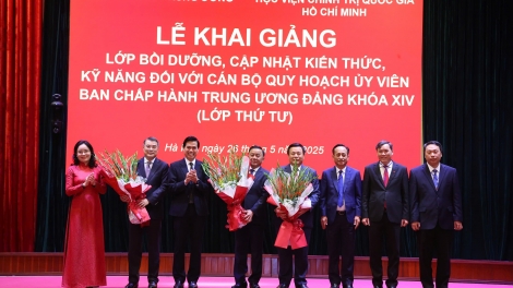 Bồi dưỡng, cập nhật kiến thức, kỹ năng đối với cán bộ quy hoạch UVBCH Trung ương Đảng khóa XIV
