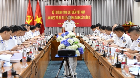 Tư lệnh Cảnh sát biển yêu cầu Vùng Cảnh sát biển 2 tập trung đột phá một số nhiệm vụ