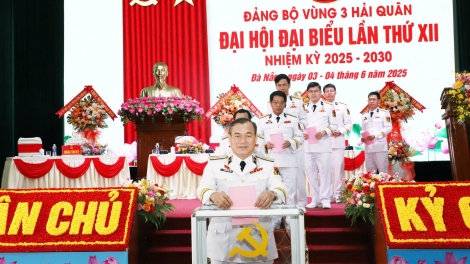 Đảng bộ Vùng 3 Hải quân vững bước trong thời kỳ mới