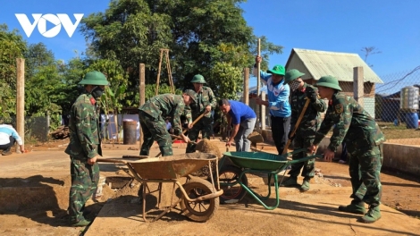 Gia Lai khởi công và hoàn thành 97% nhà tạm, nhà dột nát