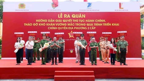 Hà Nội ra quân hướng dẫn giải quyết thủ tục hành chính triển khai chính quyền địa phương hai cấp