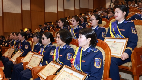 Rực rỡ những bông hoa biển Cảnh sát biển Việt Nam