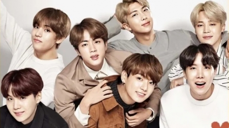 BTS tái ngộ trên sân khấu sau nhiều năm