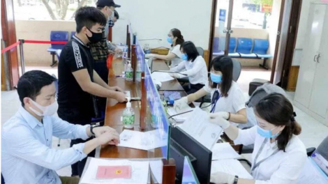 Thời sự 21h30 1/6/2025: Bộ Nội vụ đề xuất cấp tỉnh quyết định số lượng biên chế công chức cấp xã