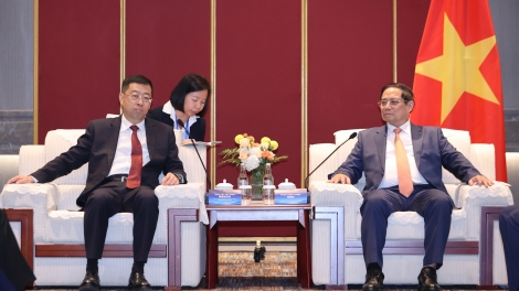 Thủ tướng Phạm Minh Chính tiếp Chủ tịch Hội đồng Quản trị Ngân hàng Trung Quốc