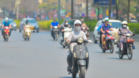 Thời tiết ngày 19/6/2025: Thanh Hóa đến Phú Yên nắng nóng gay gắt, có nơi trên 37 độ C
