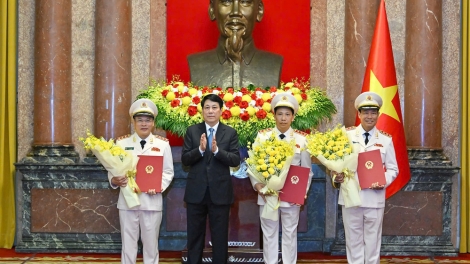 Thời sự 12h 14/6/2025: Chủ tịch nước thăng cấp bậc hàm thượng tướng cho 3 thứ trưởng Bộ Công an