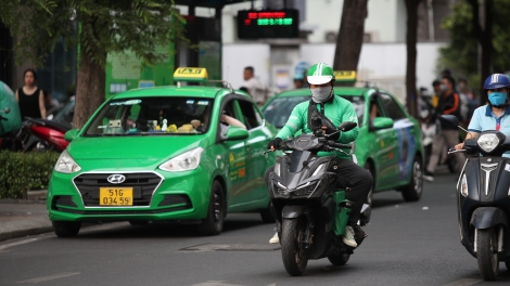 TP.HCM cấm hoàn toàn xe máy xăng cung cấp dịch vụ vận tải vào năm 2029