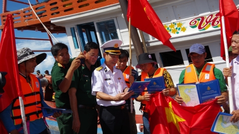 Vùng 2 Hải quân - Điểm tựa vững chắc xây dựng thế trận lòng dân trên biển
