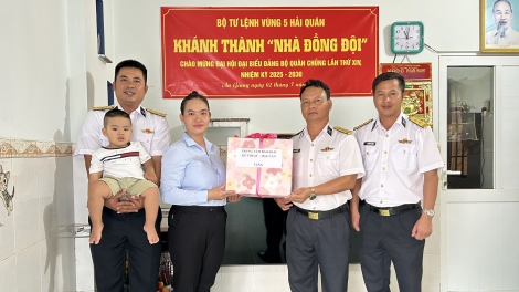 Mái nhà ấm áp của  tình đồng đội