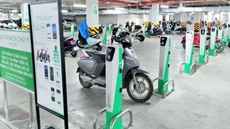 Bài toán chuyển đổi xe máy chạy xăng của Hà Nội và cơ hội từ chuyển đổi xanh