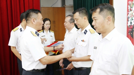 Binh đoàn 20 gặp mặt, tặng quà thương binh, con liệt sĩ