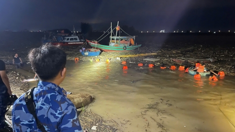 Hải đội 102 kịp thời phối hợp tìm kiếm, trục vớt nạn nhân đuối nước