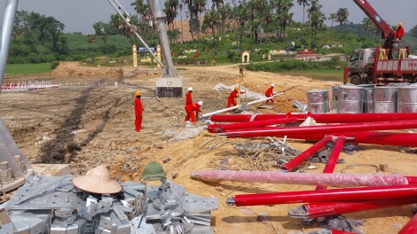 Đường dây 500Kv tăng tốc quyết tâm về đích đúng tiến độ