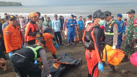 Indonesia: 4 người chết, 30 người mất tích sau vụ chìm phà ở Bali