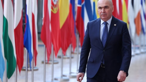 Chính phủ Romania vượt qua cuộc bỏ phiếu bất tín nhiệm