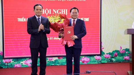 Ông Nguyễn Anh Tuấn và ông Nguyễn Đức Hiển giữ chức Phó trưởng Ban Chính sách, Chiến lược Trung ương