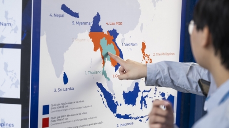 Tăng cường hợp tác liên ngành trong cuộc chiến chống mua bán người; ngăn vấn nạn “việc nhẹ lương cao