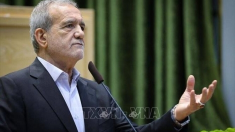 Tổng thống Iran ban hành luật đình chỉ hợp tác với IAEA