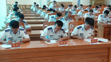 BTL Cảnh sát biển khai mạc Hội thi cán bộ huấn luyện điều lệnh, thể dục thể thao giỏi 