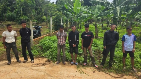Khởi tố nhóm thanh, thiếu niên dàn cảnh cướp giật ở Đắk Lắk