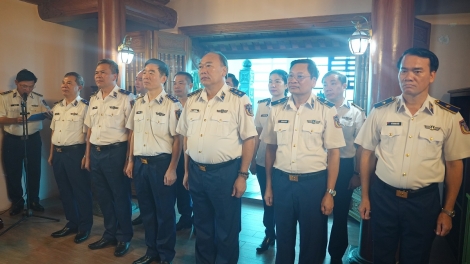 Cảnh sát biển Việt Nam tri ân tưởng niệm Chủ tịch Hồ Chí Minh và các anh hùng liệt sĩ