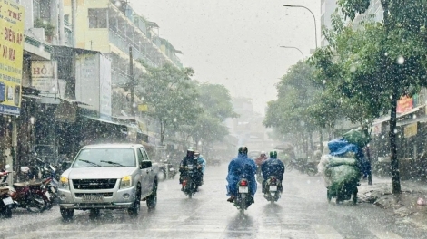 Thời tiết ngày 12/7: Bắc Bộ và Bắc Trung Bộ có mưa rào và dông rải rác