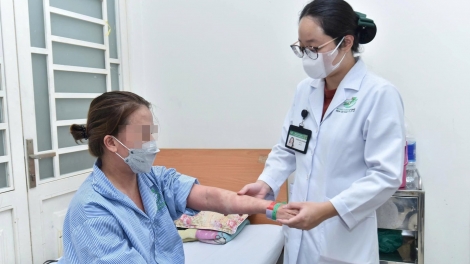 Nguy kịch vì dùng thuốc giảm cân thải độc, collagen không rõ nguồn gốc