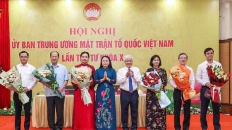 Hội nghị Ủy ban Trung ương MTTQ Việt Nam lần thứ tư, khóa X