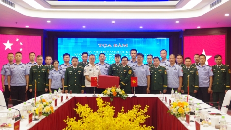 Tọa đàm Hữu nghị giữa cụm 12 đồn Biên phòng Việt Nam và Chi đội Q biên giới Bách Sắc TQ